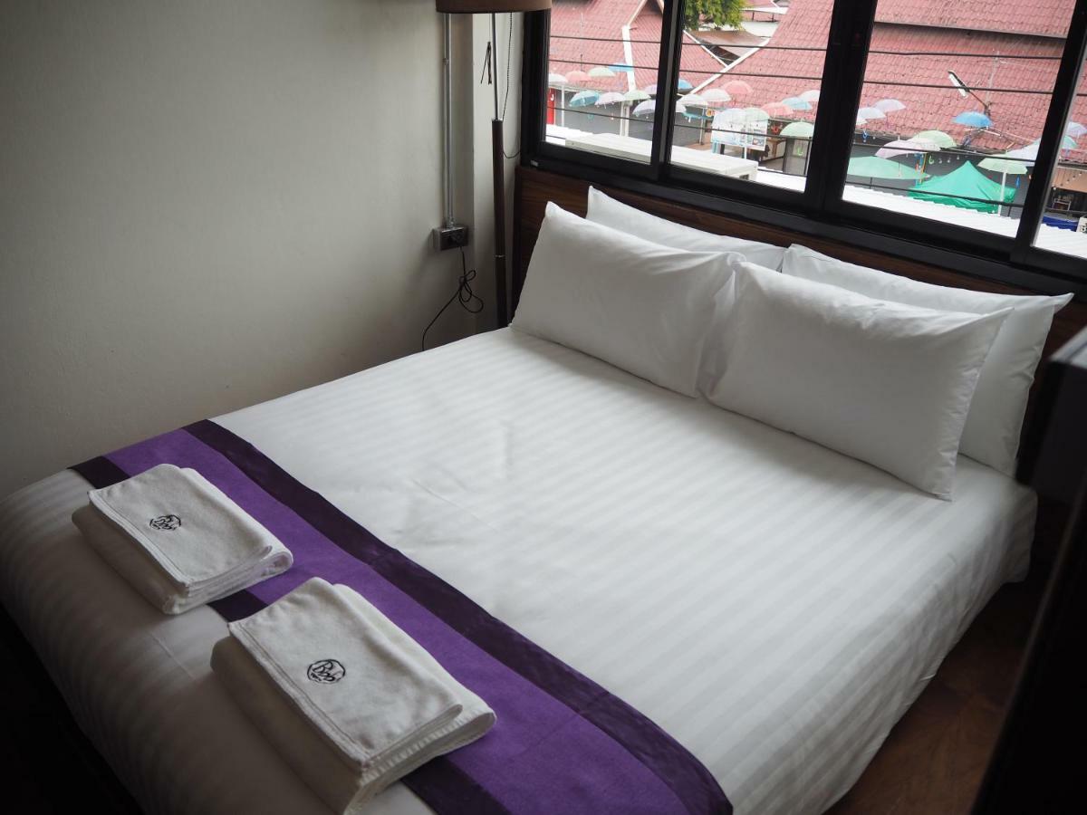 Appartement Boonnark Bed Night Bazaar No Car Parking à Chiang Mai Extérieur photo