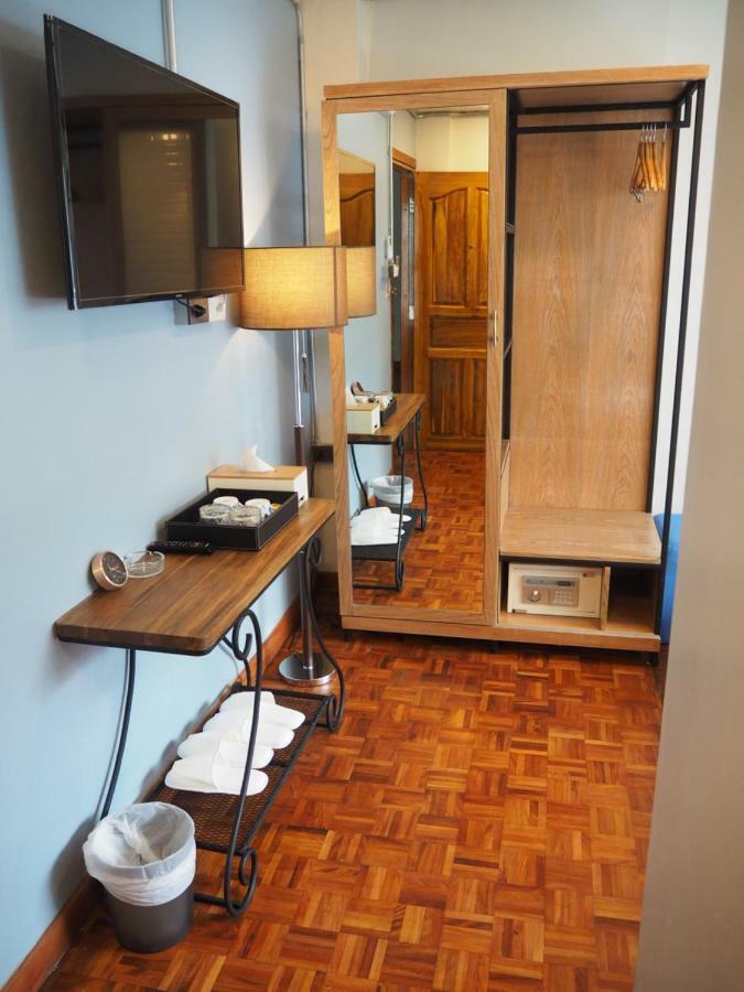 Appartement Boonnark Bed Night Bazaar No Car Parking à Chiang Mai Extérieur photo