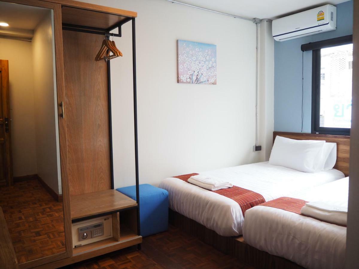 Appartement Boonnark Bed Night Bazaar No Car Parking à Chiang Mai Extérieur photo